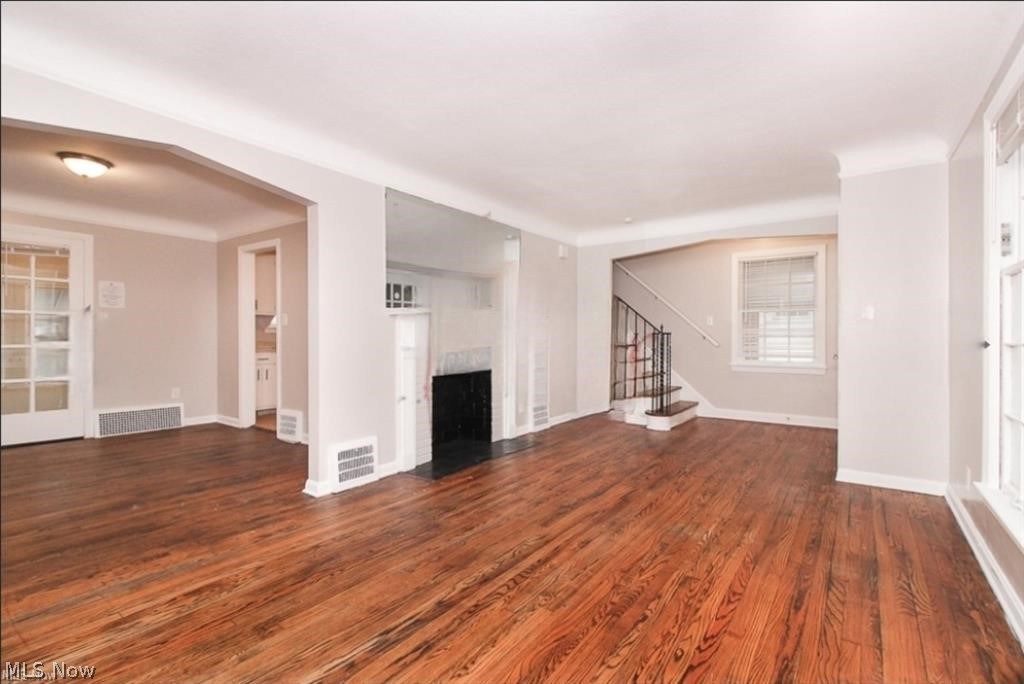 3801 Woodridge Road Cleveland OH 44121