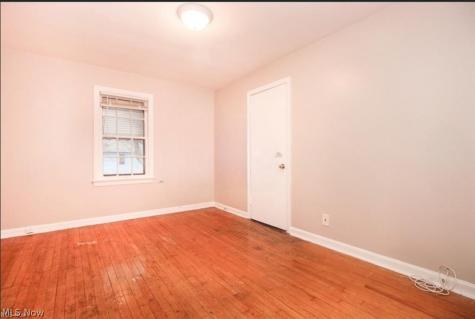 3801 Woodridge Road Cleveland OH 44121