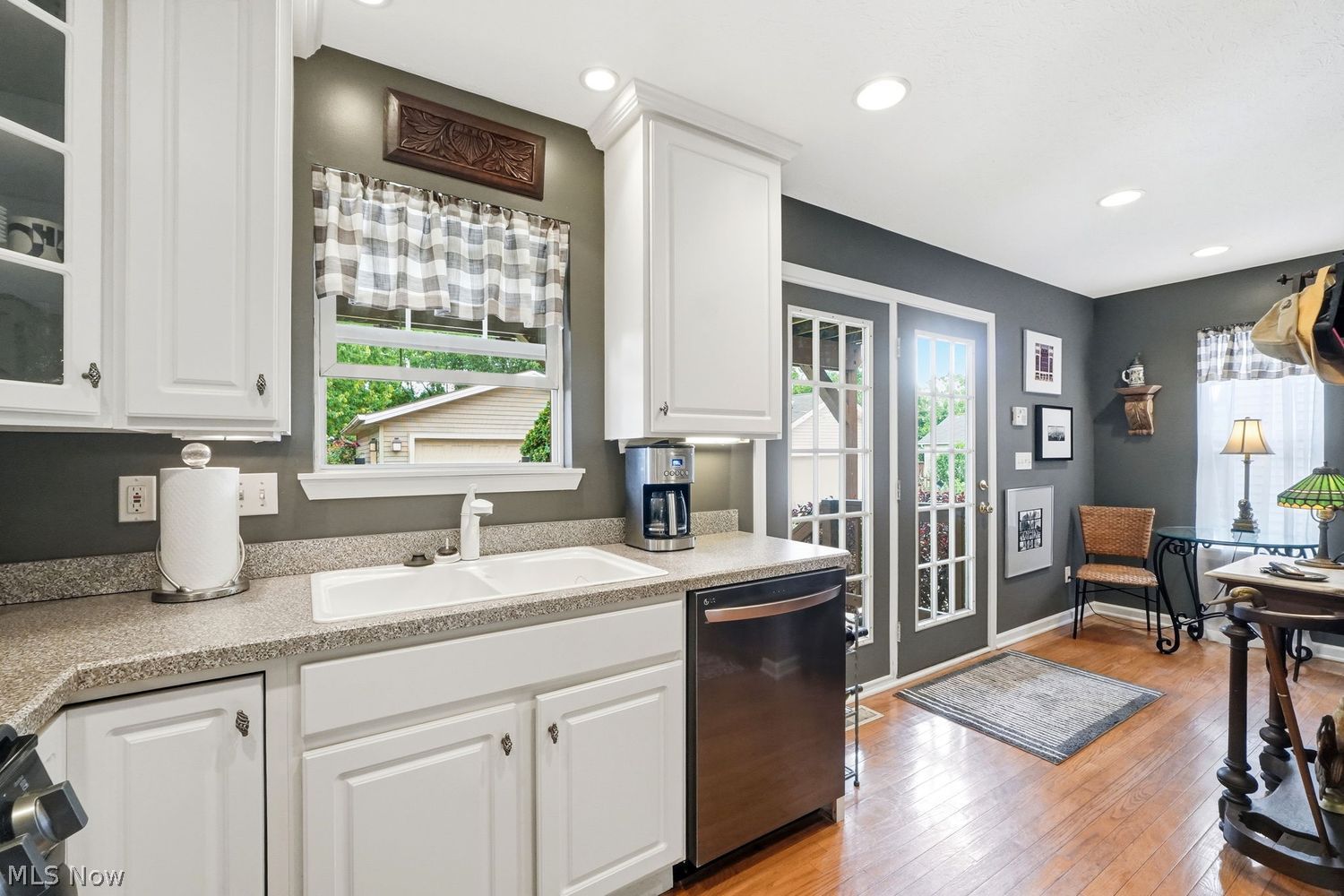 2469 W 5th Street Cleveland OH 44113