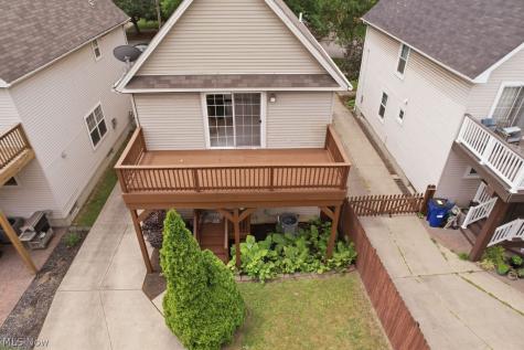 2469 W 5th Street Cleveland OH 44113