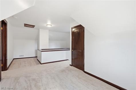 2579 Fenwick Road University Heights OH 44118
