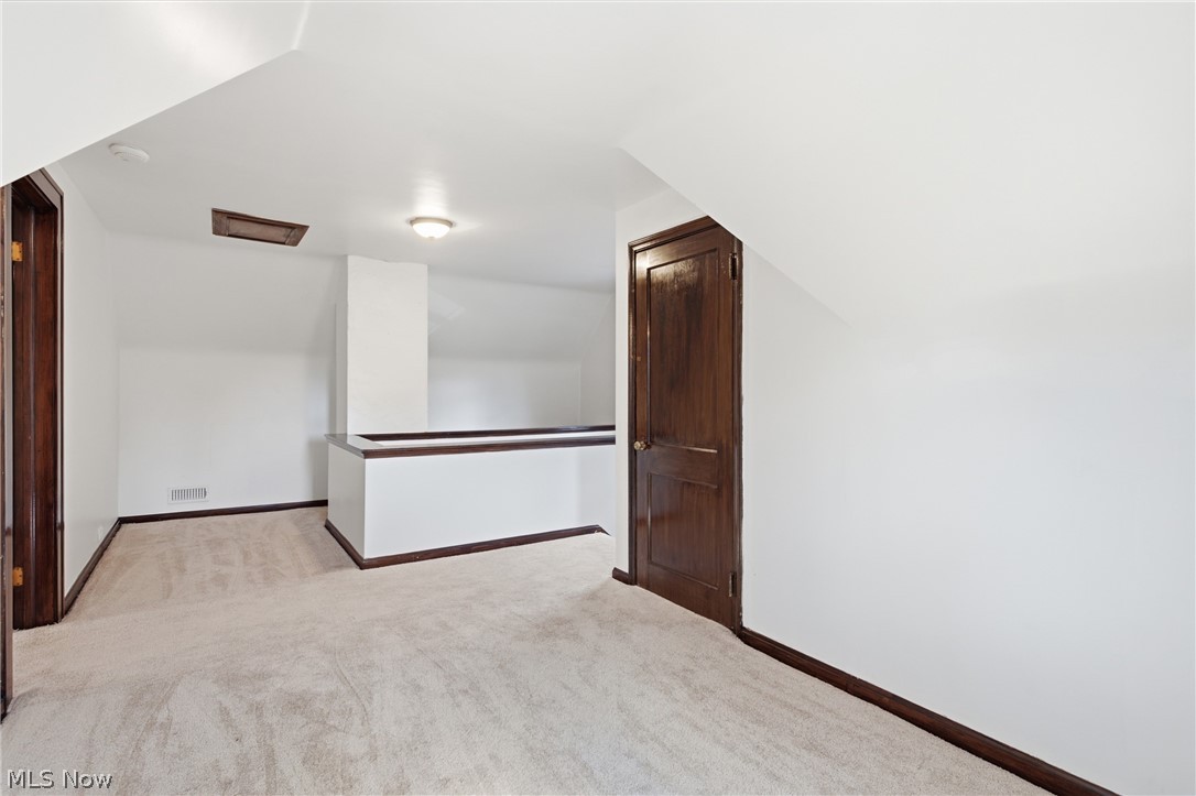 2579 Fenwick Road University Heights OH 44118
