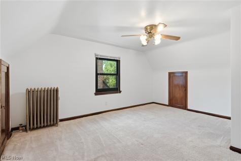 2579 Fenwick Road University Heights OH 44118