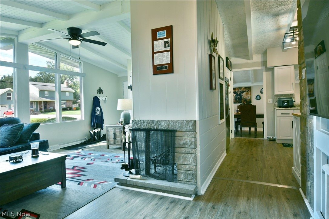 837 Pinecrest Road Girard OH 44420