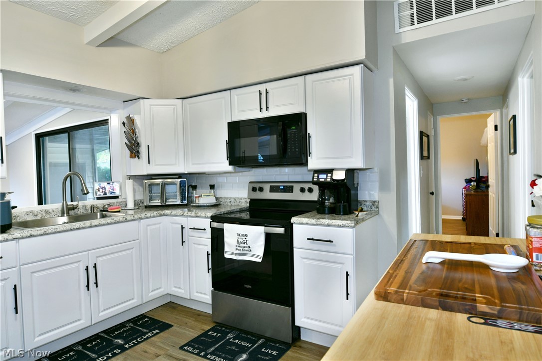 837 Pinecrest Road Girard OH 44420
