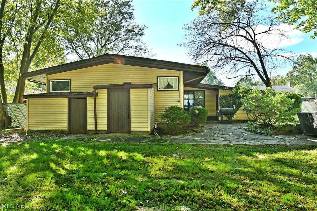 837 Pinecrest Road Girard OH 44420