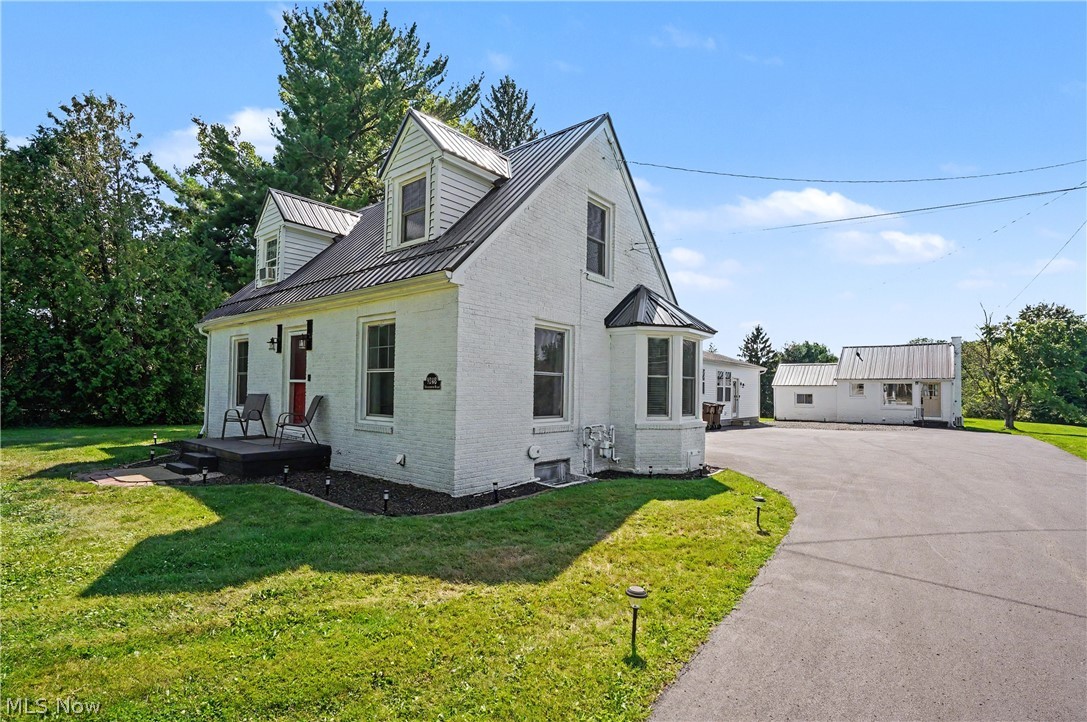 9248 Woodworth Road North Lima OH 44452