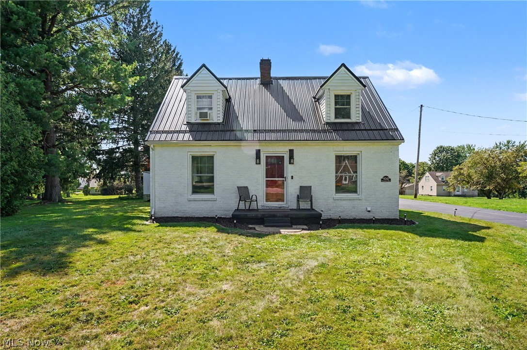 9248 Woodworth Road North Lima OH 44452