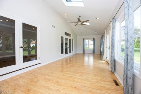 270 Meadow Lane Wooster OH 44691