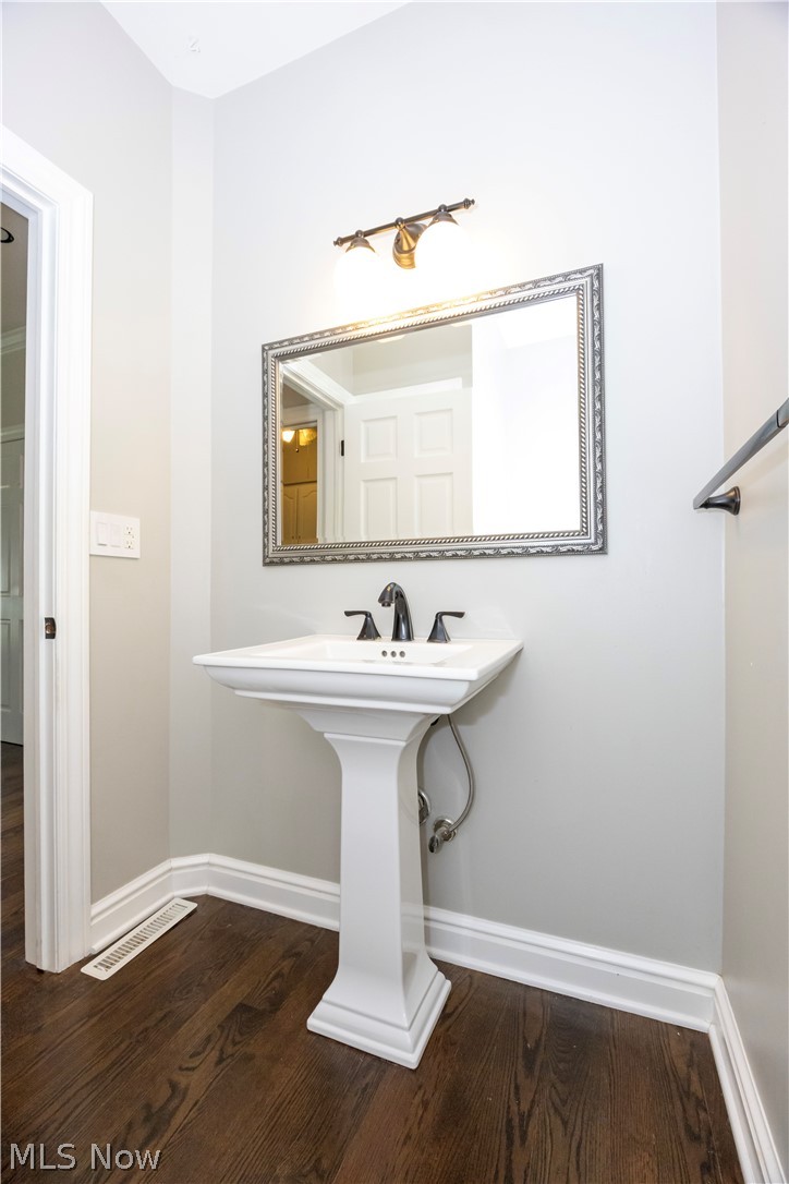 270 Meadow Lane Wooster OH 44691