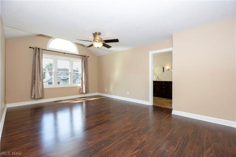 270 Meadow Lane Wooster OH 44691