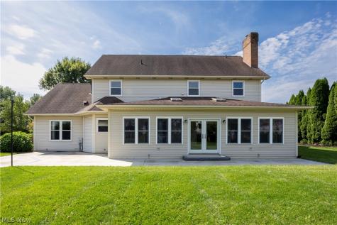 270 Meadow Lane Wooster OH 44691