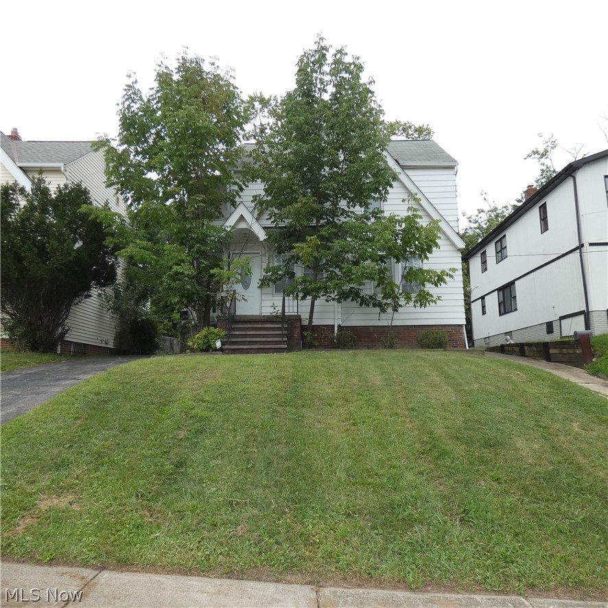 13187 Forestdale Drive Garfield Heights OH 44125