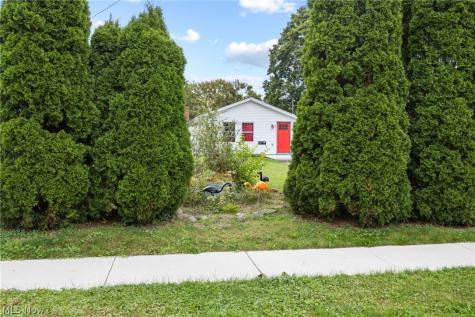 700 Viewpoint Avenue Cuyahoga Falls OH 44221