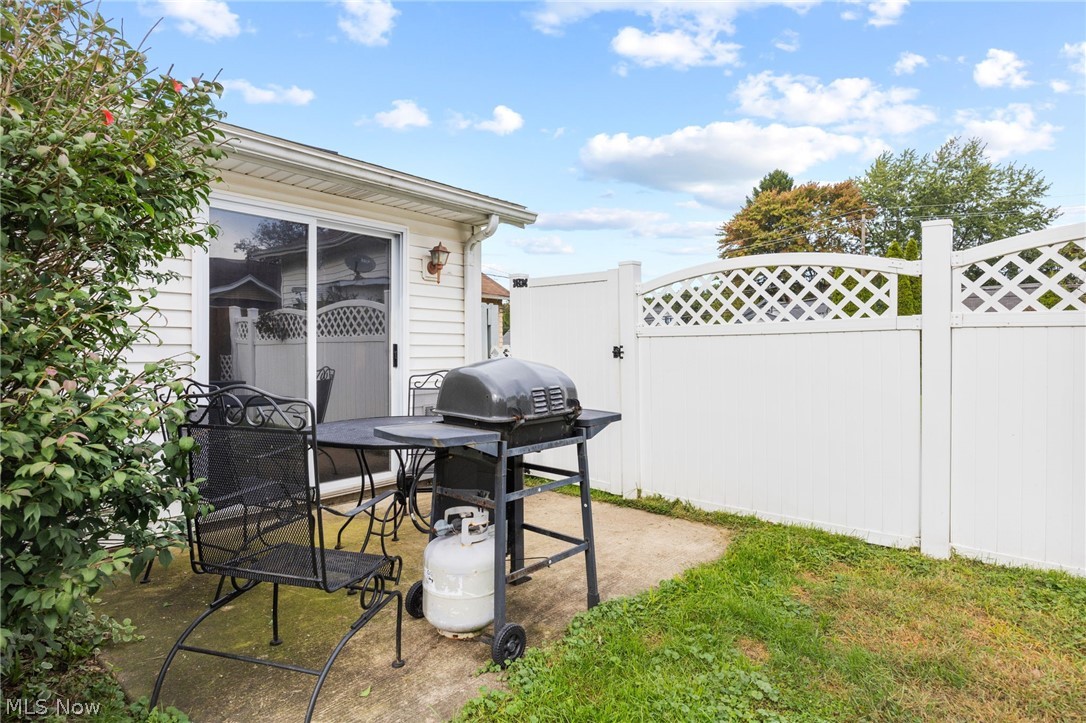 700 Viewpoint Avenue Cuyahoga Falls OH 44221