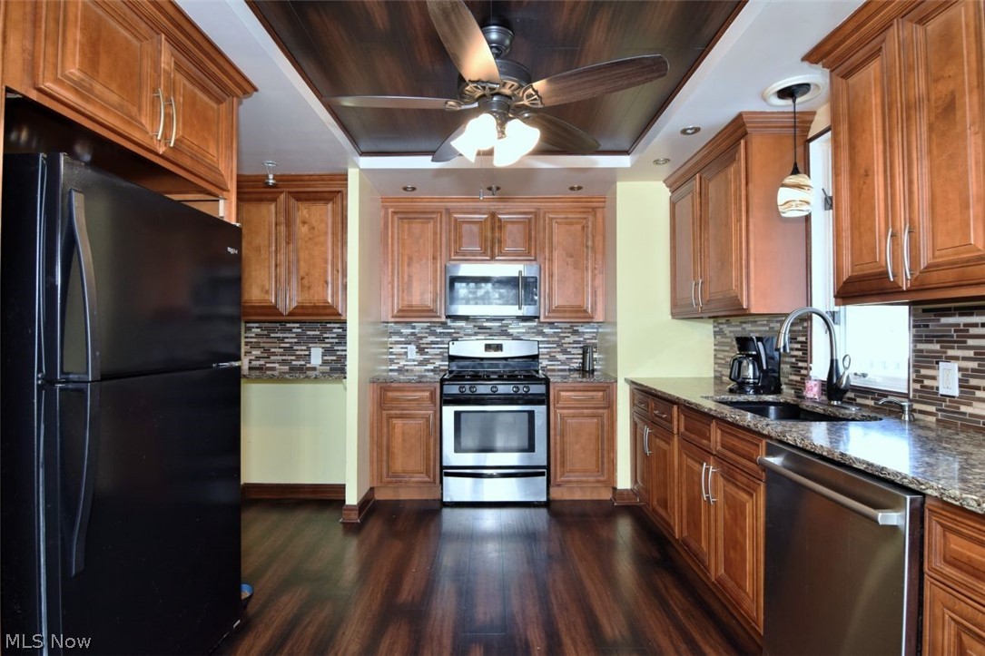 6902 Lantern Lane Parma Heights OH 44130