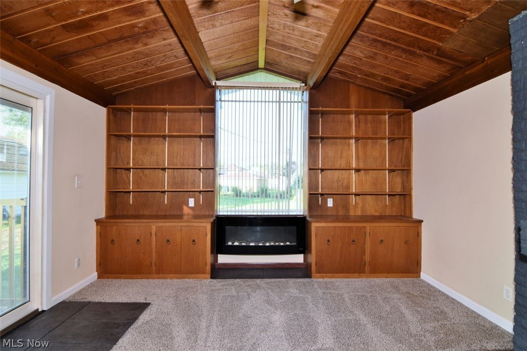 6902 Lantern Lane Parma Heights OH 44130