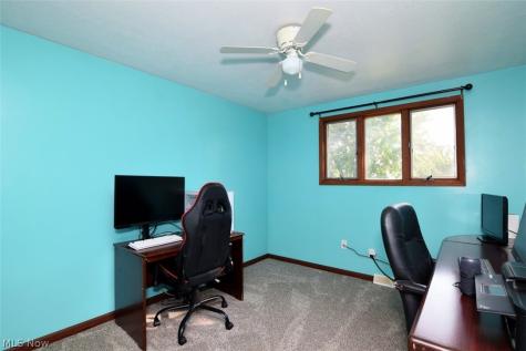 6902 Lantern Lane Parma Heights OH 44130