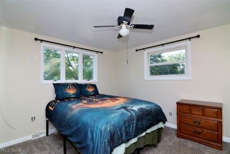 6902 Lantern Lane Parma Heights OH 44130