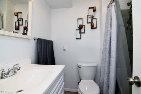 6902 Lantern Lane Parma Heights OH 44130