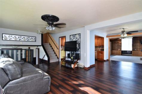 6902 Lantern Lane Parma Heights OH 44130