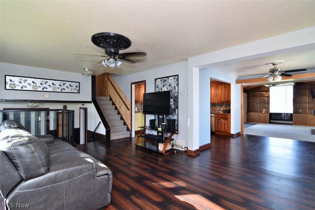 6902 Lantern Lane Parma Heights OH 44130