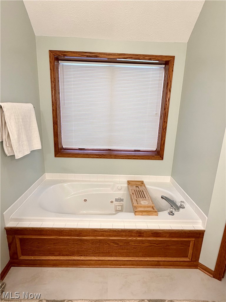 38390 Westminster Lane Willoughby OH 44094