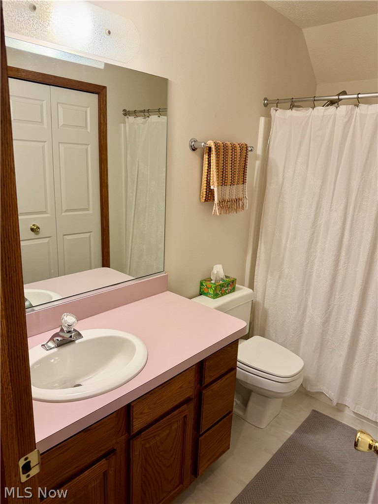 38390 Westminster Lane Willoughby OH 44094