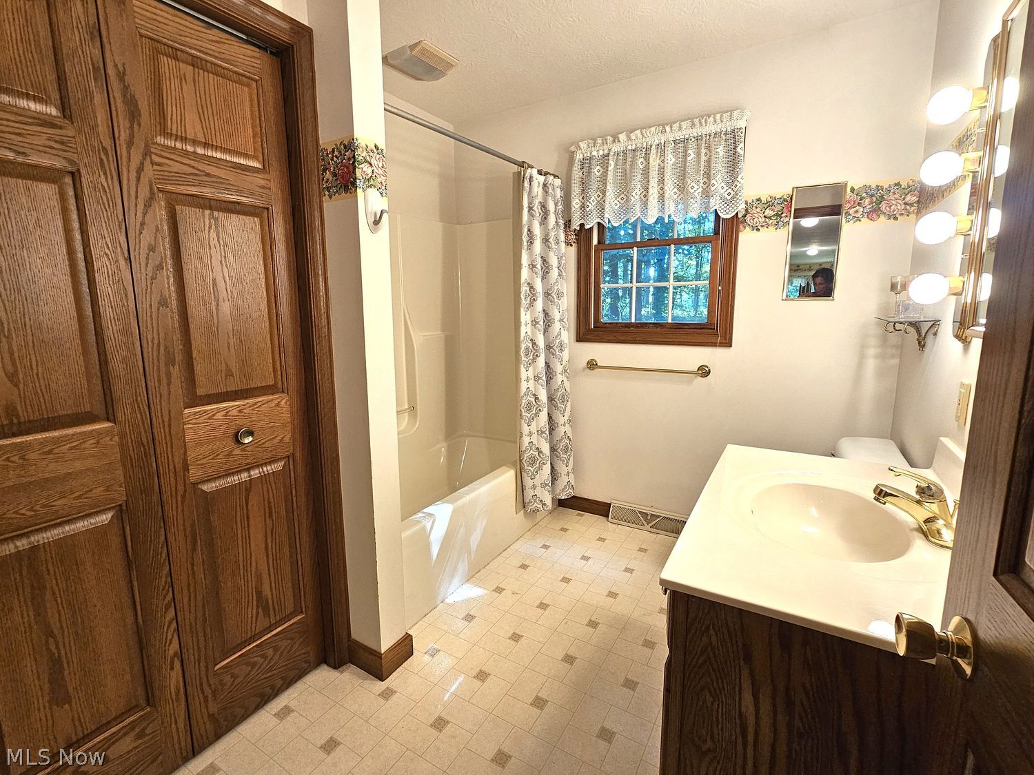 6970 Canaan Center Road Wooster OH 44691