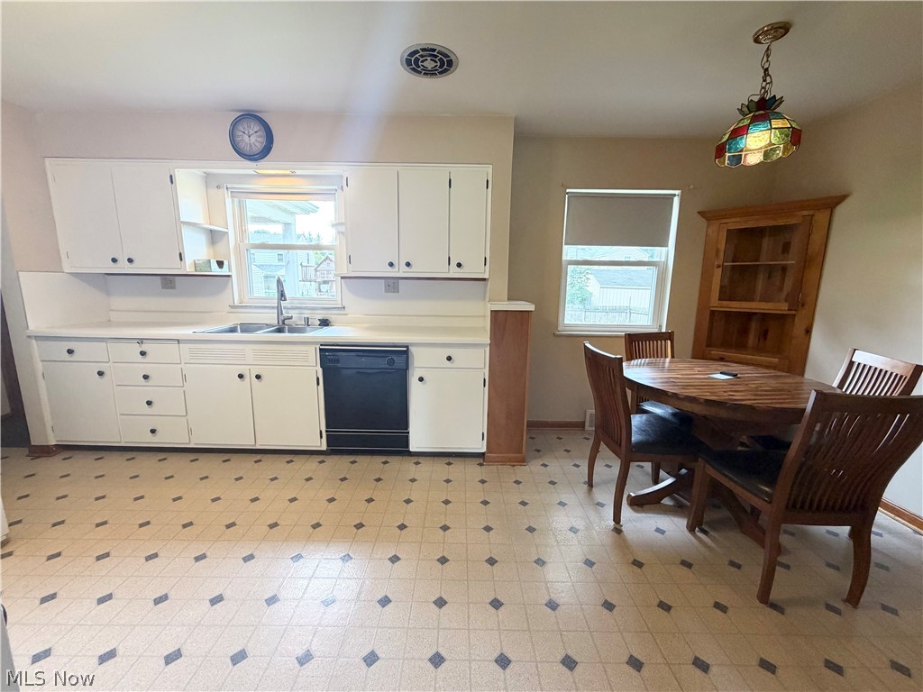 546 Belvedere Avenue NE Warren OH 44483