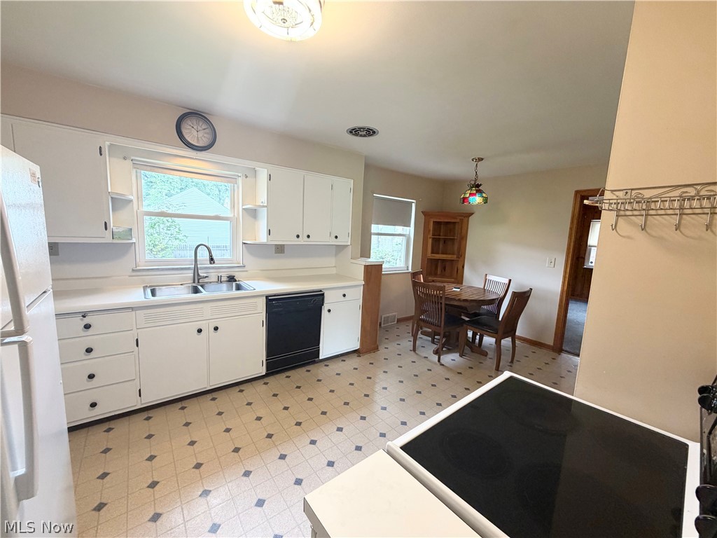 546 Belvedere Avenue NE Warren OH 44483
