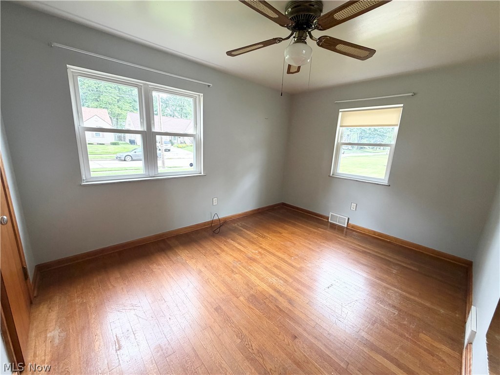 546 Belvedere Avenue NE Warren OH 44483
