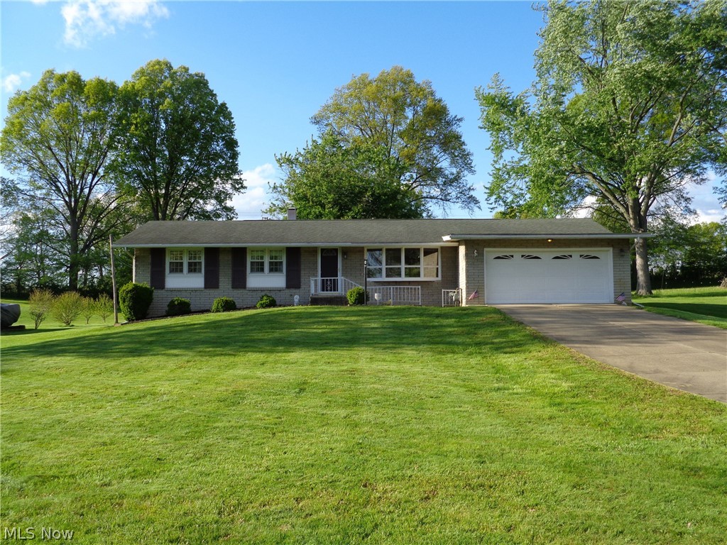 Massillon OH, 6105 Parknoll Street SW