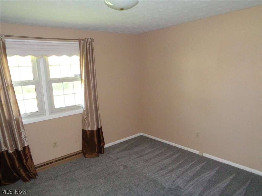 6105 Parknoll Street SW Massillon OH 44646
