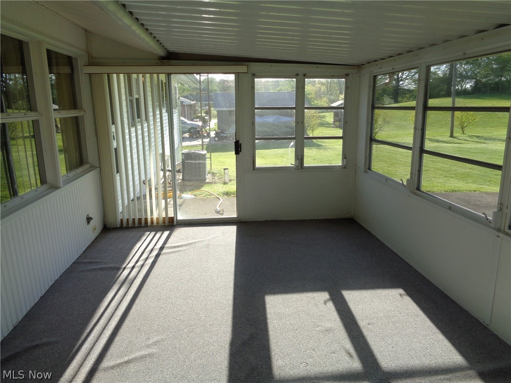 6105 Parknoll Street SW Massillon OH 44646