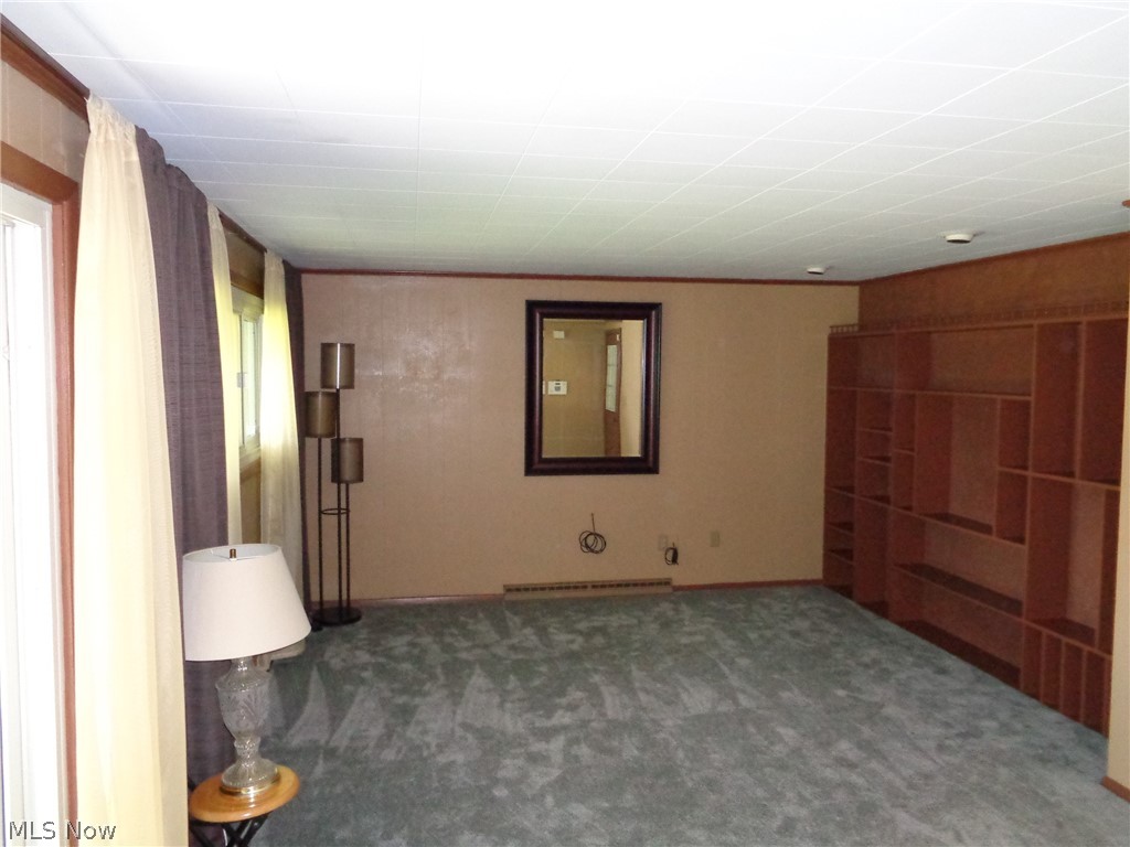 6105 Parknoll Street SW Massillon OH 44646