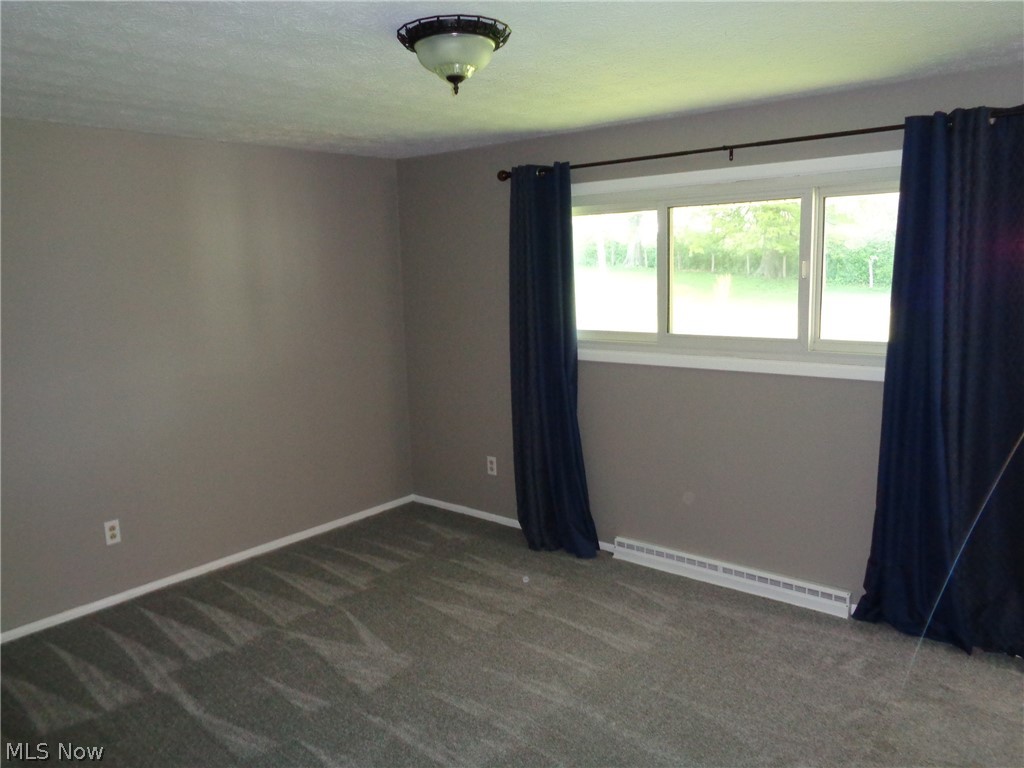 6105 Parknoll Street SW Massillon OH 44646