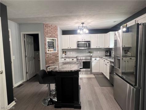 10523 Herrington Drive Aurora OH 44202