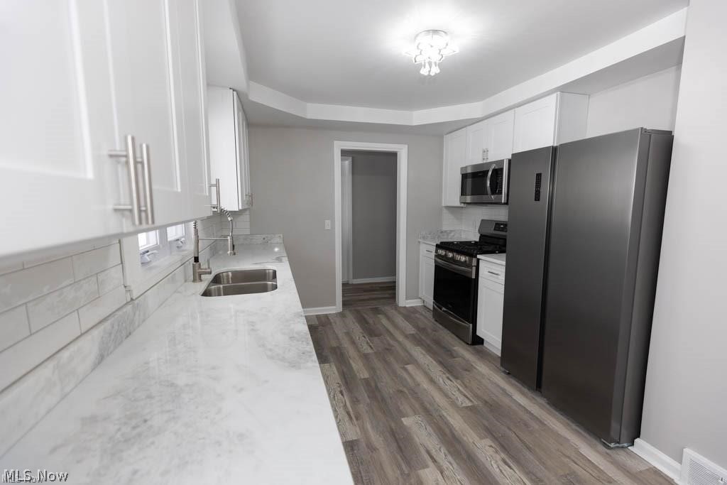 1290 Forest Hills Boulevard Cleveland Heights OH 44118