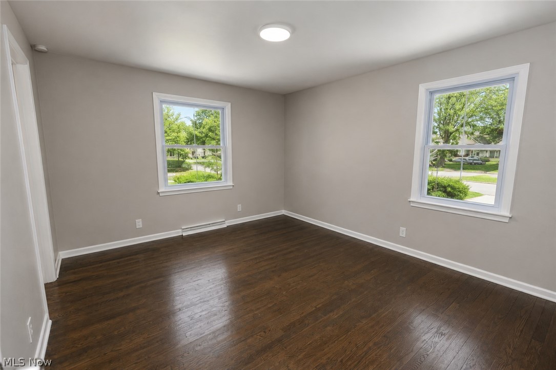 1290 Forest Hills Boulevard Cleveland Heights OH 44118
