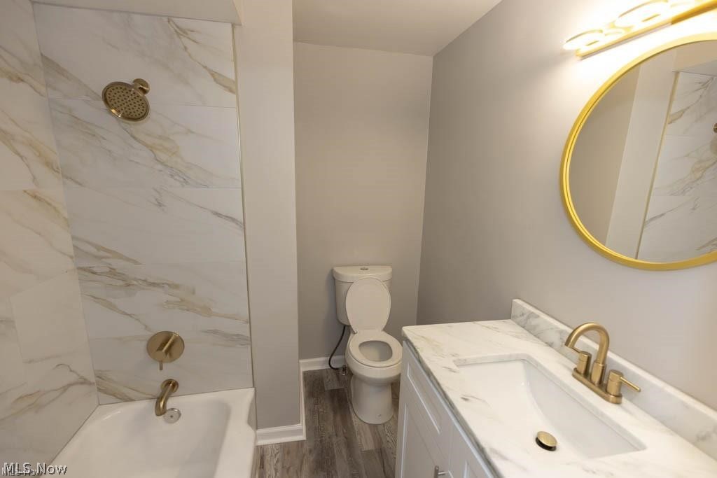1290 Forest Hills Boulevard Cleveland Heights OH 44118