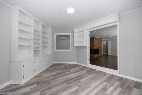 1290 Forest Hills Boulevard Cleveland Heights OH 44118