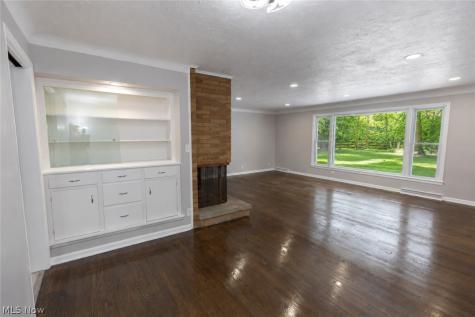 1290 Forest Hills Boulevard Cleveland Heights OH 44118