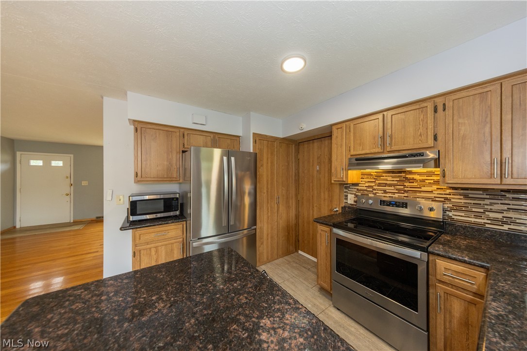 7305 Ames Road Parma OH 44129