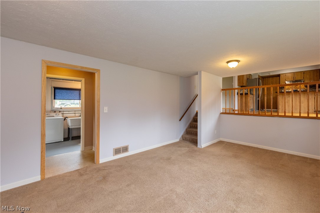 7305 Ames Road Parma OH 44129