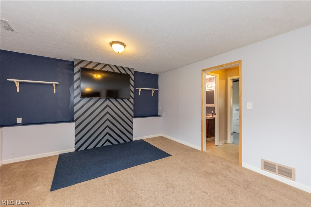 7305 Ames Road Parma OH 44129