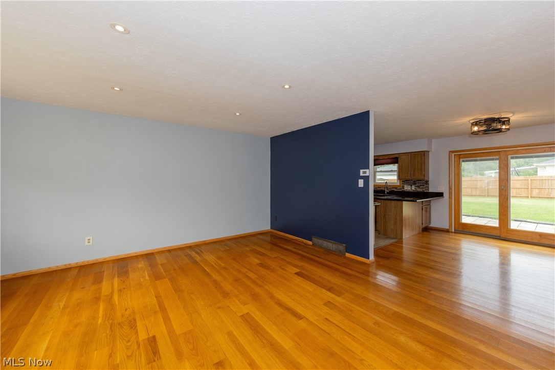 7305 Ames Road Parma OH 44129