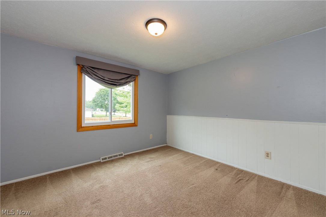 7305 Ames Road Parma OH 44129