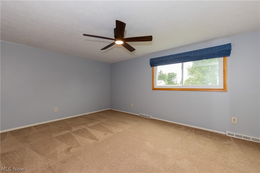 7305 Ames Road Parma OH 44129
