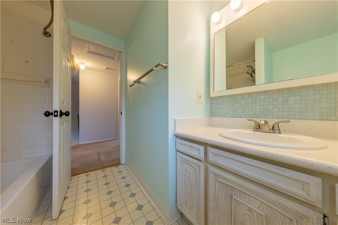 7305 Ames Road Parma OH 44129